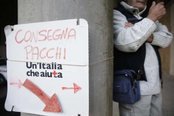 Rapporto Censis, la fotografia dell’Italia malinconica e impaurita dalla guerra: il Paese entra nel “post-populismo”