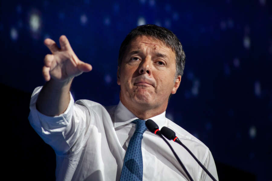 Foto LaPresse 04-12-2022 Milano, Italia – politica – Allianz MiCO, assemblea nazionale di Italia Viva con Matteo Renzi
Nella foto: Matteo Renzi

December 04, 2022 Milan Italy – News – Allianz MiCO, national assembly of Italia Viva with Matteo Renzi