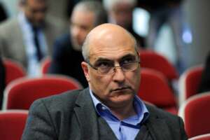 Andrea Cozzolino, l’europarlamentare finito nello scandalo Qatar: “Indignato ma del tutto estraneo a vicenda”