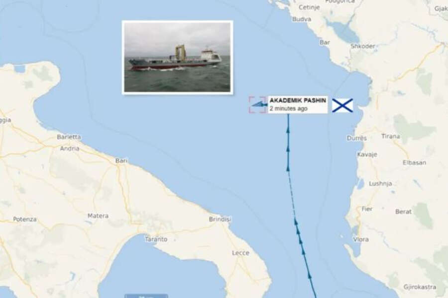 Nave spia russa a largo della Puglia, timori per il Tap