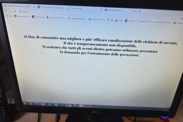 FLOP INPS IN CRISI SITO PER TROPPE DOMANDE

CRACK CRASH FIGURACCIA PRESUNTO ATTACCO HACKER