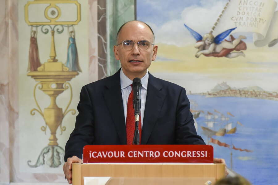 I segretari passano, il manifesto del Pd resta: caro Enrico il dibattito è una falsa partenza