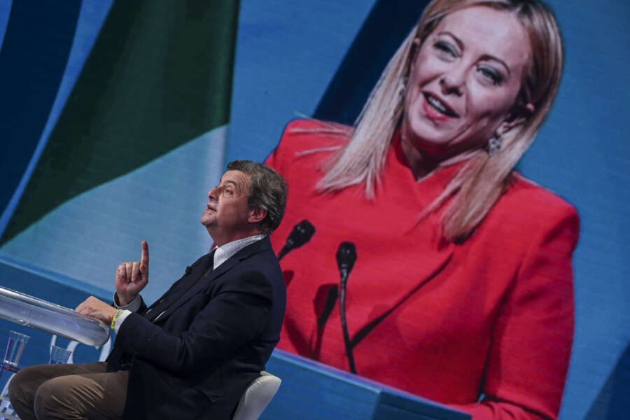 Perché Bankitalia ha bocciato la manovra: e con la Meloni resta solo Calenda…