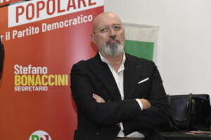 Cosa è il finanziamento pubblico ai partiti, il tema rilanciato da Bonaccini contro il populismo