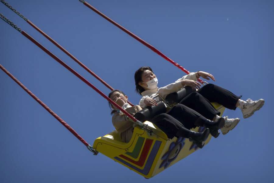 La Cina blocca la pubblicazione dei contagi da Covid, i dati allarmanti e il dietrofront di Pechino