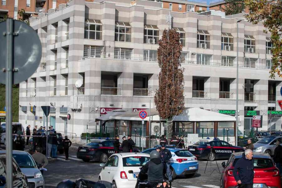 I fantasmi del killer di Fidene, il figlio morto e la casa mai finita: “Mi tengono senza luce ma al buio si spara meglio”