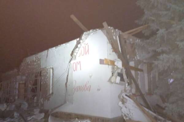 Ucraina, colpito il quartier generale dei mercenari Wagner al soldo di Putin: ma nel Paese è caos elettricità