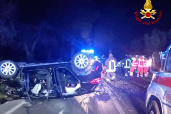 Tragico frontale sulla statale, due morti e quattro feriti: Luigi Raffaele aveva 18 anni, Augustine 32