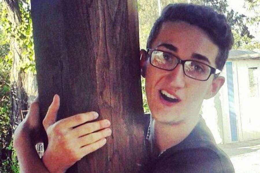 Massacrato di botte in un pub, Marco Pannone in coma a Londra: “Abbandonati dalle istituzioni italiane”