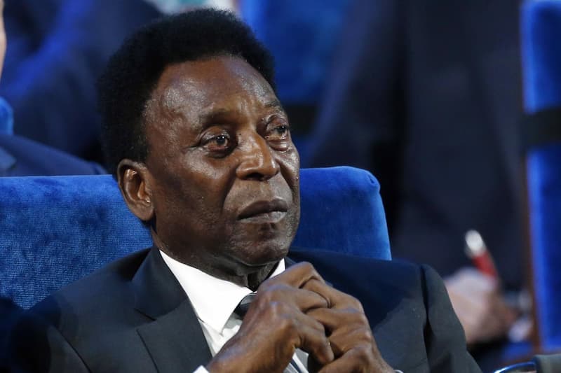Paura per Pelé, O’Rei del calcio non risponde più alla chemio: trasferito alle cure palliative