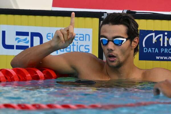 Thomas Ceccon Oro Mondiale: nell’indifferenza dei giornali, ci pensa il nuoto allo sport italiano