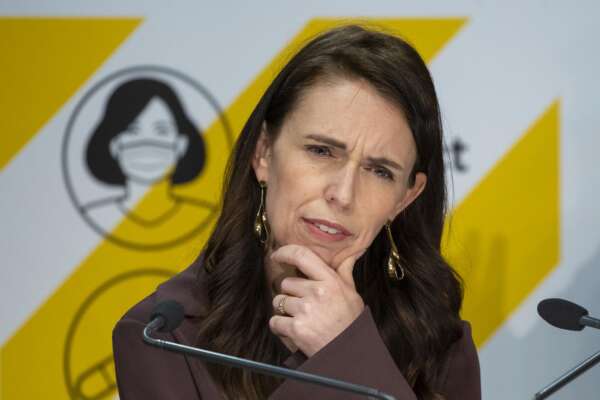 Chi è Jacinda Ardern e perché la premier neozelandese ha dato le dimissioni: “Non ho più l’energia per continuare” Chi è Jacinda Ardern e perché la premier neozelandese ha dato le dimissioni: “Non ho più l’energia per continuare”