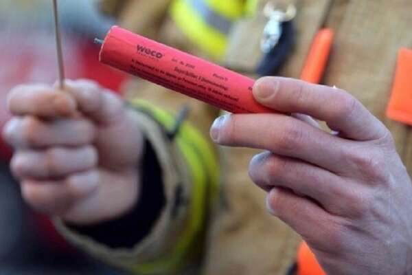 Botti Capodanno: mano amputata a bimbo di 10 anni, anziano in fin di vita dopo petardo al volto Botti Capodanno: mano amputata a bimbo di 10 anni, anziano in fin di vita dopo petardo al volto