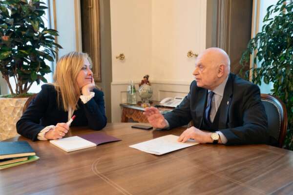 Meloni vede Nordio, cronoprogramma giustizia ma è giallo su intercettazioni. Ddl Lega su separazione carriere