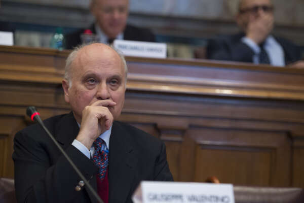 Elezioni Csm, così Repubblica e la procura hanno killerato Giuseppe Valentino Elezioni Csm, così Repubblica e la procura hanno killerato Giuseppe Valentino