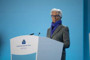 Combattere l’inflazione? Non fate come Lagarde