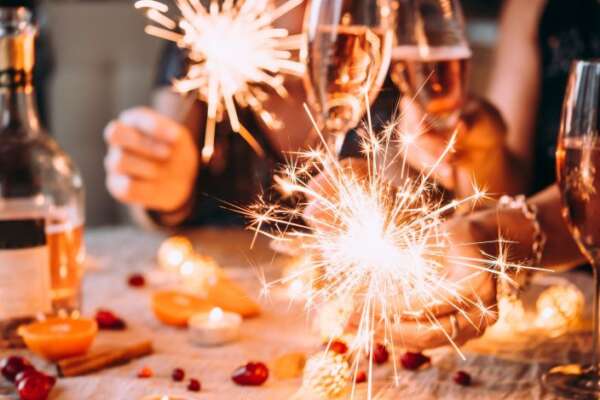 Tocca il sedere della fidanzata di un amico, 21enne finisce in coma: “E’ caduto da solo perché ubriaco” Tocca il sedere della fidanzata di un amico, 21enne finisce in coma: “E’ caduto da solo perché ubriaco”