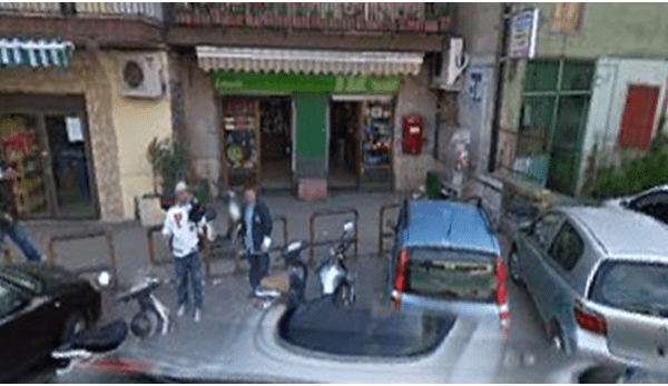 Dramma al bar, anziano colpito da un pugno in faccia cade e batte la testa: è in pericolo di vita Dramma al bar, anziano colpito da un pugno in faccia cade e batte la testa: è in pericolo di vita