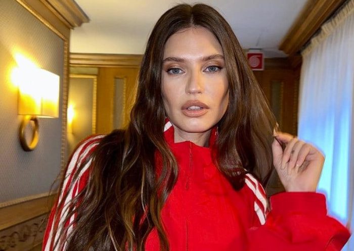 Intervista a Bianca Balti, dall’operazione alla vita festaiola: “Mia figlia scelse il mio ex marito perchè facevo uso di droga”