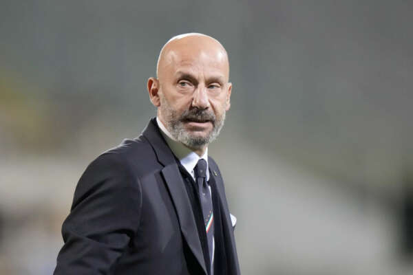 Com’è morto Gianluca Vialli, la lotta contro la malattia: “Vorrei che qualcuno mi dicesse: grazie a te non mi sono arreso”
