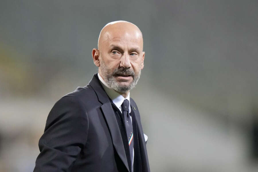 Com’è morto Gianluca Vialli, la lotta contro la malattia: “Vorrei che qualcuno mi dicesse: grazie a te non mi sono arreso”