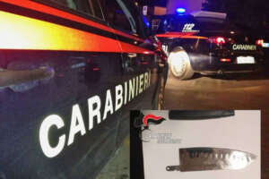 “Non la devi più toccare”: 19enne accoltella ex compagno della madre, arrestato