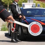 Schianto a Napoli, carabiniere travolto dallo scooter guidato da 18enne: sono entrambi gravi