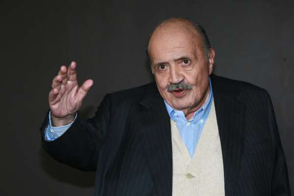 Foto  Stefano Colarieti / LaPresse
Spettacolo 
Roma,28.04.2016,Studi de paolis, Maurizio Costanzo Show, prima puntata
nella foto: Maurizio Costanzo





 ph Stefano Colarieti / LaPresse
entertainment
Rome, 28.04.2016.  maurizio costanzo show, 
in the picture: Maurizio Costanzo