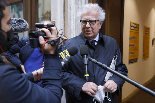 “Votare Bonaccini serve per chiudere la guerriglia nel Pd”, intervista a Luigi Zanda “Votare Bonaccini serve per chiudere la guerriglia nel Pd”, intervista a Luigi Zanda