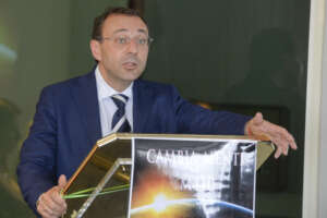 Intercettazioni illegali, il caso dell’ex parlamentare Esposito: ascoltato 500 volte dai pm senza autorizzazione Intercettazioni illegali, il caso dell’ex parlamentare Esposito: ascoltato 500 volte dai pm senza autorizzazione