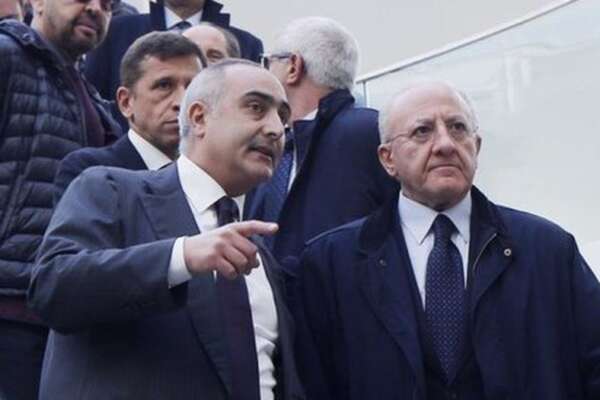 Caso Asl Napoli 1, la denuncia: “I lavoratori hanno paura, per questo stanno zitti”