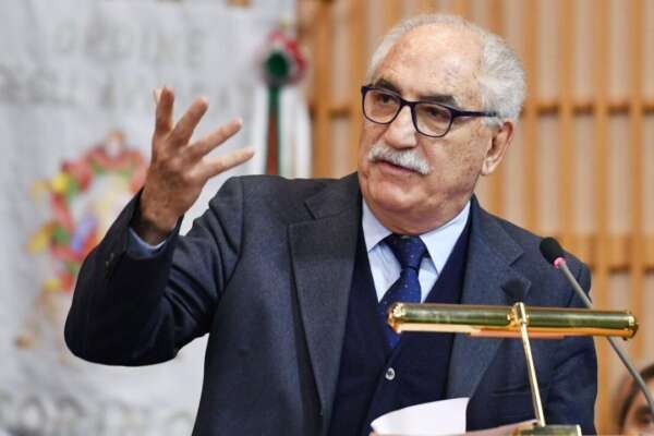 Chi difende il 41 bis tace su divieti assurdi e incivili