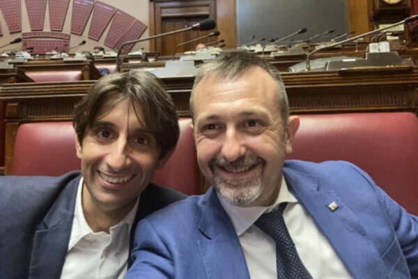 Cospito, per Nordio “informazioni sensibili”, per Delmastro “né segrete né riservate”: “Io e Donzelli non ci dimettiamo”