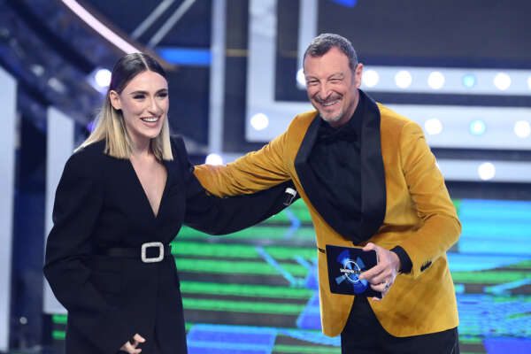 Chi è Mara Sattei, a Sanremo con “Duemilaminuti”: per il debutto una canzone scritta da Damiano dei Måneskin