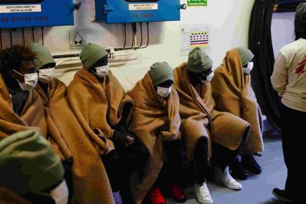 Centri di accoglienza dei migranti, altro che collasso: sono oltre 20mila i posti liberi