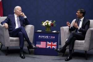 Usa e Regno Unito vogliono sabotare la pace cinese: rischio escalation nucleare
