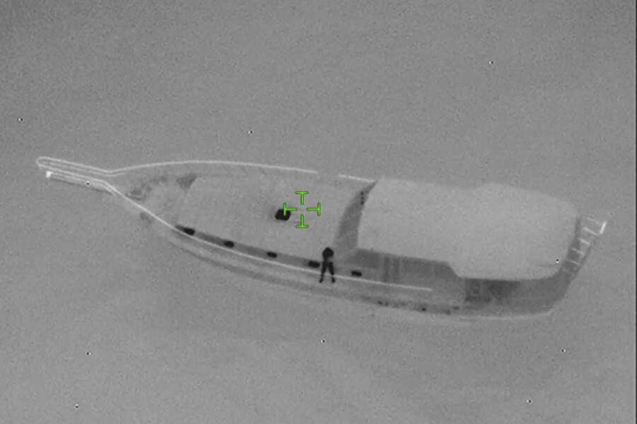 Naufragio Cutro, per la Guardia Costiera “l’imbarcazione sospetta segnalata da Frontex non aveva migranti a bordo”