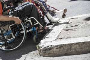 Eliminato il Bonus per l’abbattimento delle barriere architettoniche: “Così si penalizzano i disabili”
