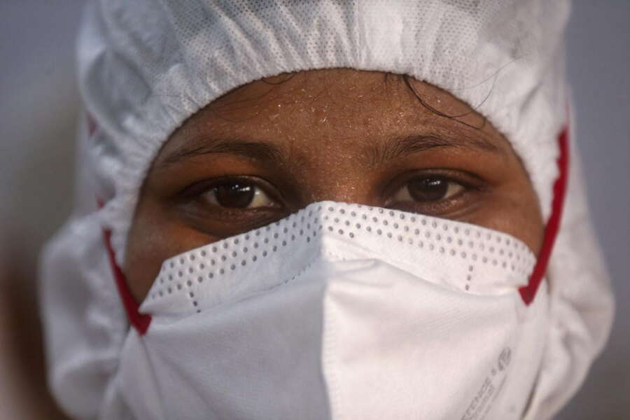 Variante Covid Arturo, quali sono i sintomi e cosa rischia l’Italia: la situazione è critica in India attuale marzo 2023