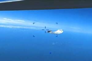 Scontro tra jet russo e drone Usa sul Mar Nero, il video dell’impatto che smentisce la ricostruzione del Cremlino Scontro tra jet russo e drone Usa sul Mar Nero, il video dell’impatto che smentisce la ricostruzione del Cremlino