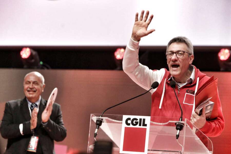 Landini risponde a Meloni dal palco Cgil: “Pronti allo sciopero, esalta l’unità e vota l’autonomia differenziata”