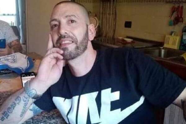 Detenuto non rientra in carcere e scappa dopo incidente con la compagna, i genitori: “Michele torna in cella, ti mancano pochi anni”