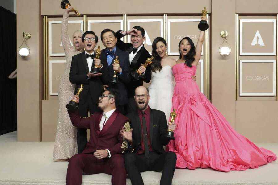 Oscar 2023, tutti i vincitori: 7 statuette a “Everything Everywhere All at Once”, Brendan Fraser miglior attore