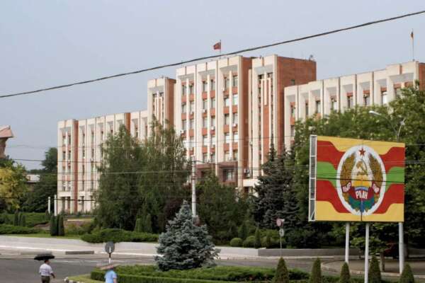 La Moldavia si infiamma, la Transnistria filorussa accusa Kiev: “Sventato attentato degli 007 ucraini al nostro presidente”