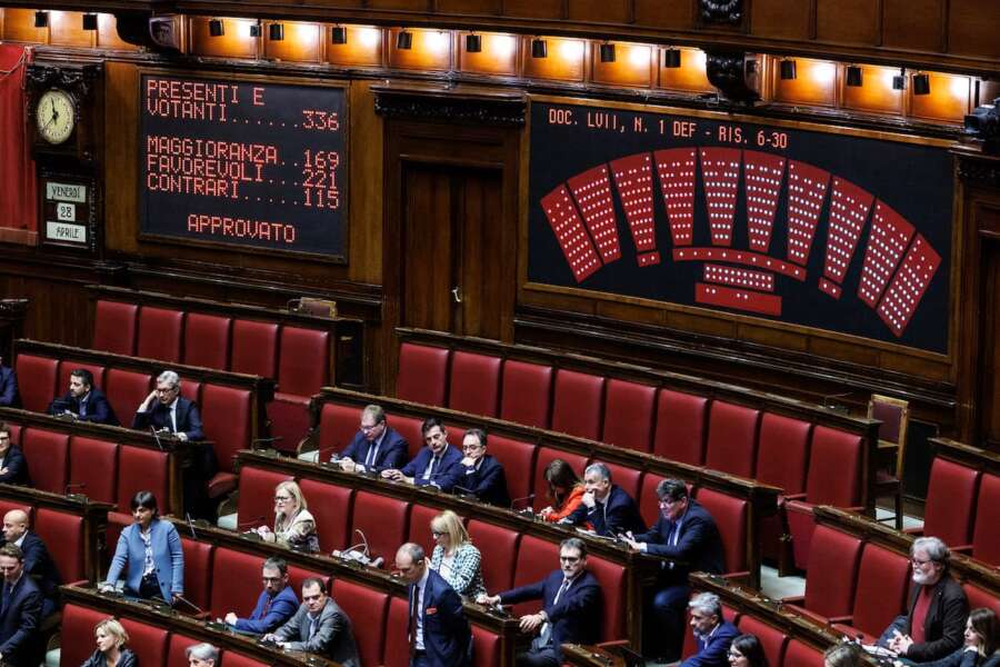 Cos’è il DEF, il Documento di Economia e Finanza: la votazione e l’approvazione
