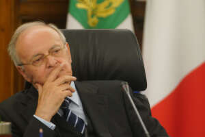 Davigo vuole fare l’americano ma viene sbugiardato dagli americani… Davigo vuole fare l’americano ma viene sbugiardato dagli americani…