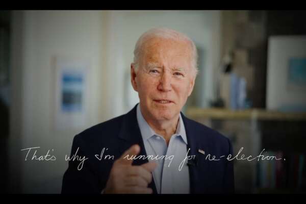 Biden si ricandida a Presidente USA: “Finiamo il lavoro, difendiamo la democrazia” Biden si ricandida a Presidente USA: “Finiamo il lavoro, difendiamo la democrazia”