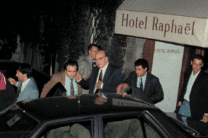 30 aprile 1993: quelle monetine squadriste spianarono la strada al golpe 30 aprile 1993: quelle monetine squadriste spianarono la strada al golpe