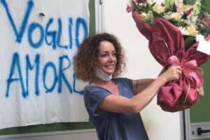 Psichiatra aggredita a sprangate a Pisa, fermato ex paziente di Barbara Capovani: si definiva “sciamano” sui social