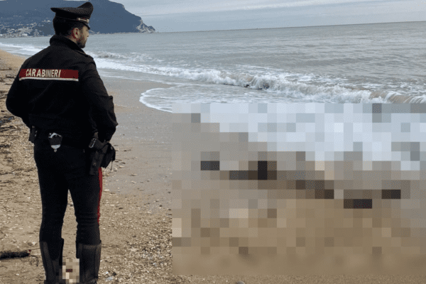Numana, il mare restituisce un cadavere irriconoscibile. Nessuna denuncia di scomparsa, giallo sull’identità